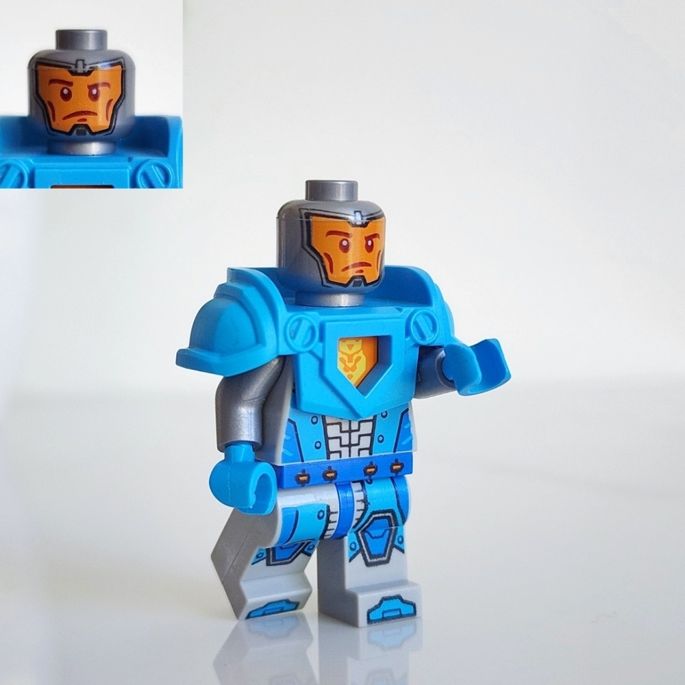 ⚔️💙 LEGO Nexo Knights Royal Soldier King’s Guard Minifigure nex039b Blue Armor
